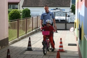 Slika slike-vijesti/2016 godina/vrtic-kontakti.jpg